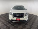 New 2025 Nissan Pathfinder Platinum image 2