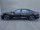 New 2025 Audi A8 L 3.0T image 2