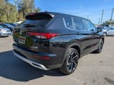 New 2025 Mitsubishi Outlander SE image 4