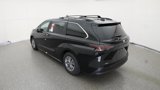 New 2025 Toyota Sienna XLE image 5