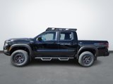 New 2025 Nissan Frontier PRO-4X w/ Pro Convenience Package image 2