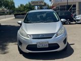 Used 2013 Ford Fiesta SE image 2