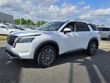 New 2025 Nissan Pathfinder SL w/ SL Premium Package image 2
