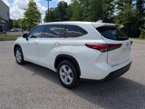 Used 2021 Toyota Highlander L image 3