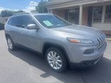 Used 2017 Jeep Cherokee Limited image 3
