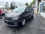 New 2025 Chrysler Pacifica Select image 3