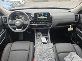 New 2025 Nissan Pathfinder SL image 2