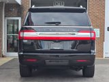 Used 2019 Lincoln Navigator Reserve image 4