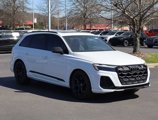New 2025 Audi SQ7 Premium Plus image 2