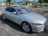 Used 2017 Jaguar XE Premium image 2