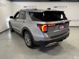 Used 2025 Ford Explorer Platinum image 4