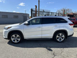 Used 2019 Toyota Highlander AWD V6 image 4