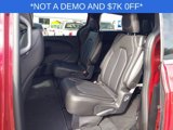 New 2025 Chrysler Pacifica Select image 6
