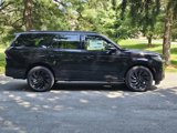 New 2025 Lincoln Navigator Reserve image 2