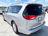 Used 2018 Chrysler Pacifica Touring-L image 6