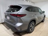 New 2025 Toyota Highlander XLE image 5