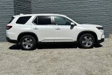 New 2025 Honda Pilot EX-L image 2