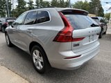 Used 2022 Volvo XC60 B5 Momentum image 5