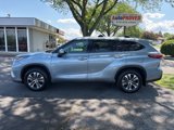 Used 2022 Toyota Highlander XLE image 4
