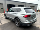 Used 2022 Volkswagen Tiguan SE image 3
