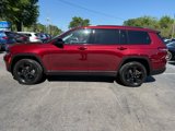 Used 2023 Jeep Grand Cherokee L Limited w/ Luxury Tech Group II image 2