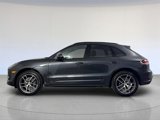 Certified 2024 Porsche Macan image 2