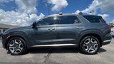 Used 2024 Hyundai Palisade Limited image 3