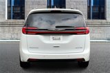 Used 2023 Chrysler Pacifica Limited image 4