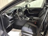 Used 2022 Toyota RAV4 XLE Premium image 2