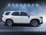 New 2025 Honda Pilot EX-L image 2
