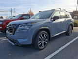 New 2025 Nissan Pathfinder Platinum w/ Black Appearance Package image 2