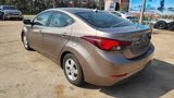 Used 2014 Hyundai Elantra SE image 3
