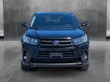 Certified 2018 Toyota Highlander SE image 2