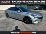 Used 2022 Hyundai Elantra SEL image 2