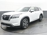 New 2025 Nissan Pathfinder Platinum image 3