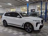 Used 2024 BMW X7 xDrive40i w/ M Sport Package image 3