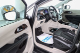 Used 2022 Chrysler Pacifica Limited image 3