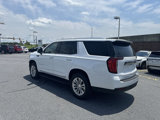 Used 2024 GMC Yukon SLT w/ SLT Luxury Package image 3