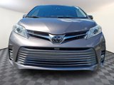 Used 2020 Toyota Sienna XLE image 2