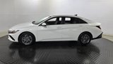 Used 2024 Hyundai Elantra SEL image 4