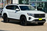 New 2026 Volkswagen Atlas SE image 2
