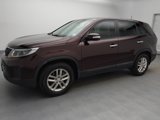 Used 2015 Kia Sorento LX image 2