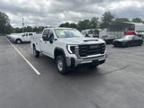 Used 2024 GMC Sierra 2500 Pro w/ Convenience Package image 2