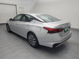 Used 2023 Nissan Altima 2.5 SV image 5