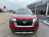 New 2025 Nissan Pathfinder SL w/ SL Premium Package image 2