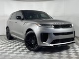 Used 2024 Land Rover Range Rover Sport image 3