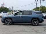New 2025 Chevrolet Traverse High Country image 2