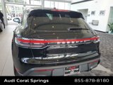 Used 2024 Porsche Macan image 3