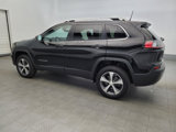 Used 2019 Jeep Cherokee Limited image 3