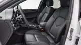 Used 2024 Porsche Macan image 5